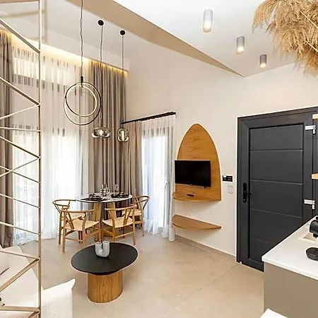 Quintessina Luxury